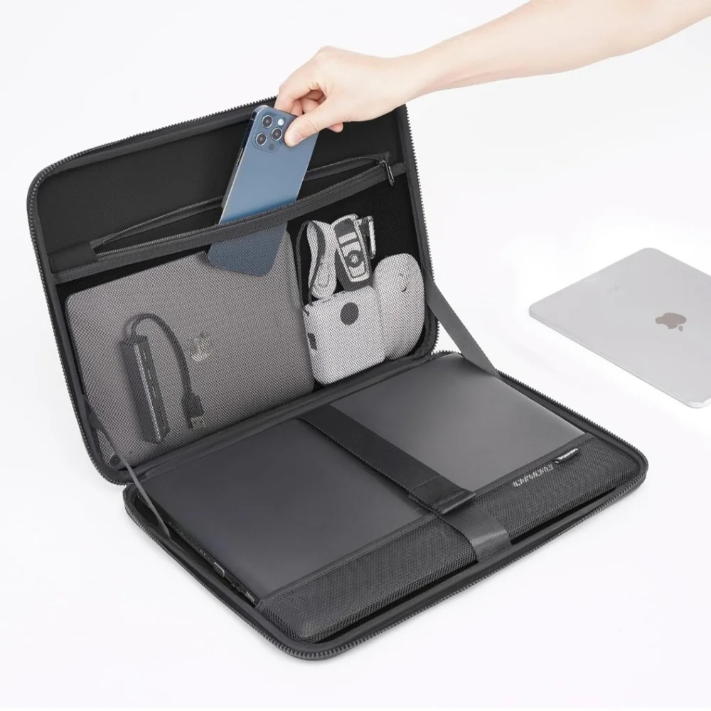 Domiso 15.6 inch Hard Laptop Sleeve with Handle